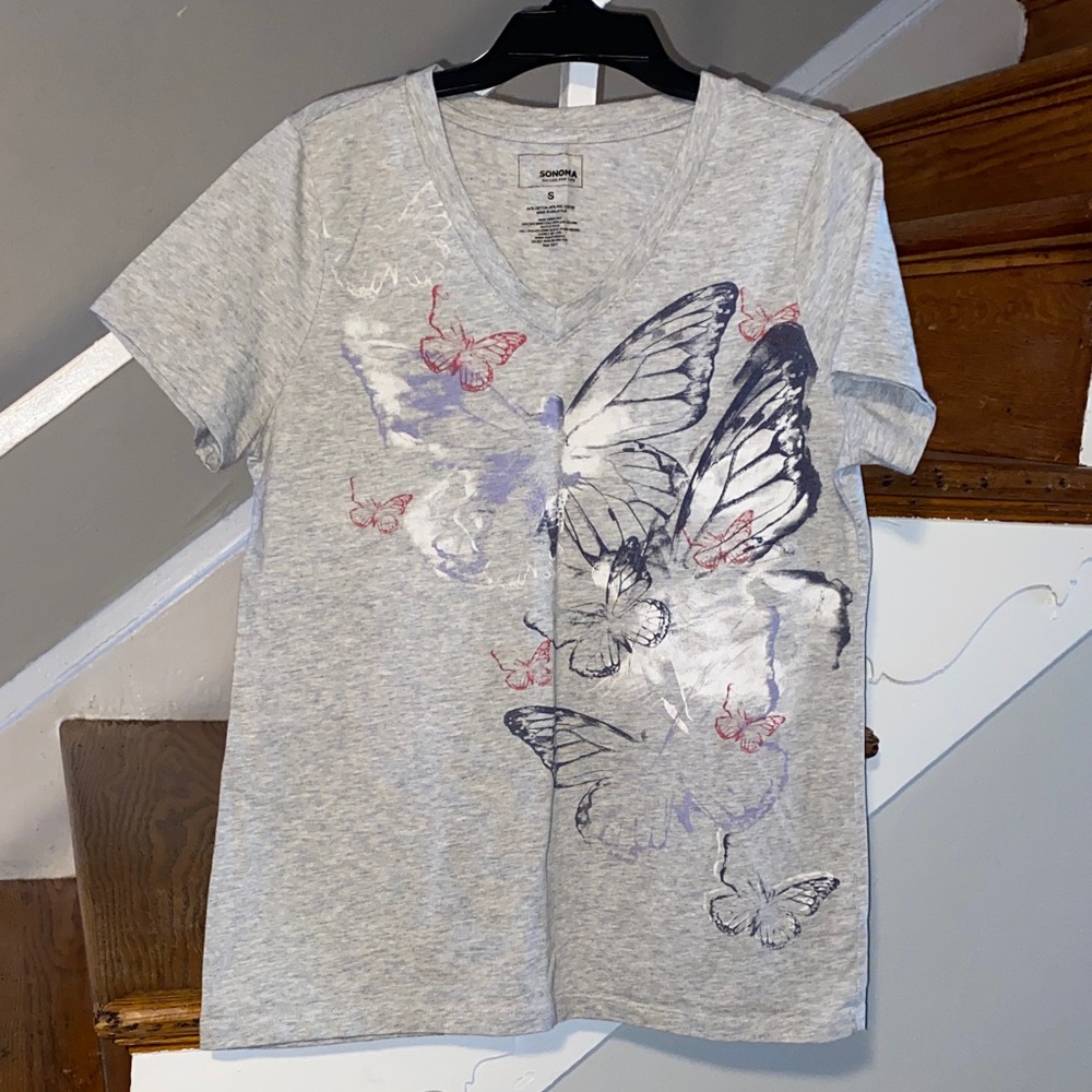 Sonoma Light Gray Tee with Butterfly Design